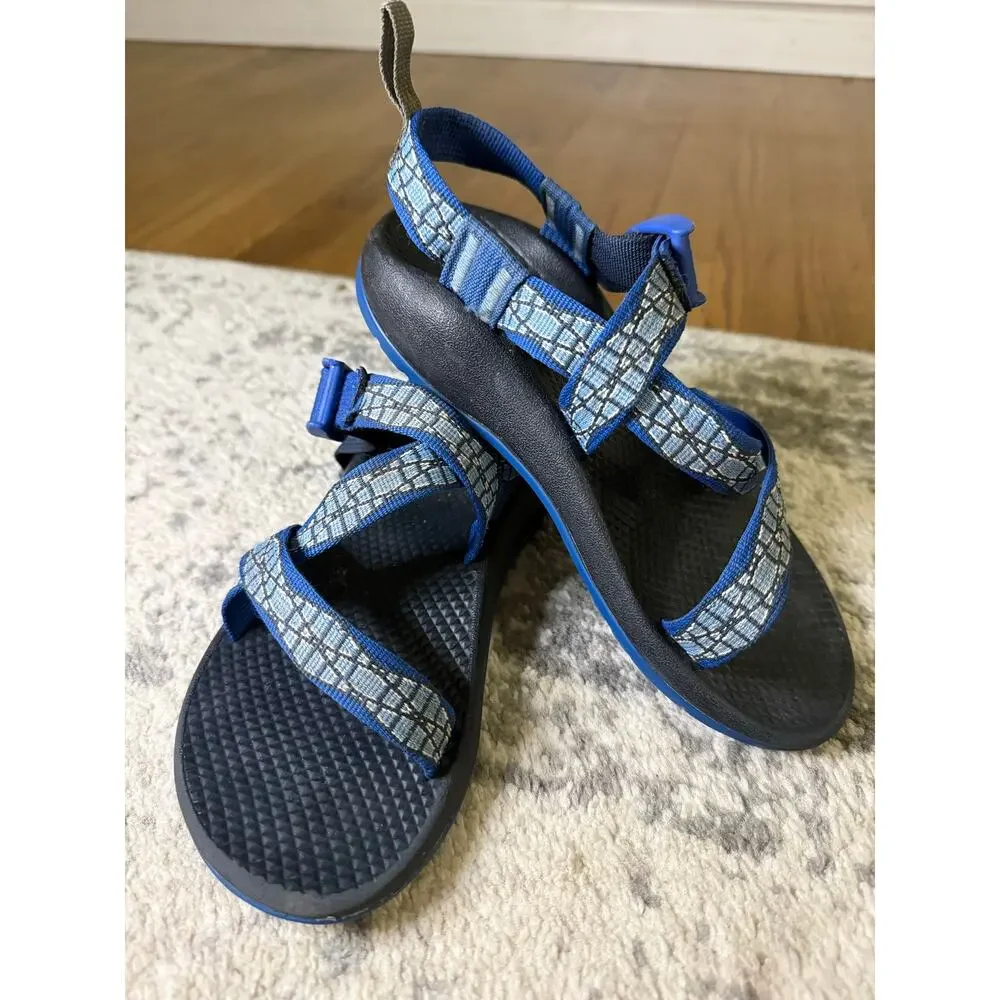 Kids Chaco z-strap Sandals size 3